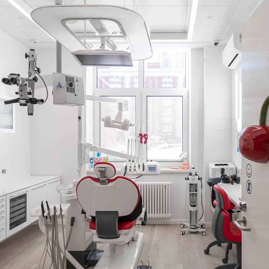 Пластика уздечки верхней и нижней губы, уздечки языка