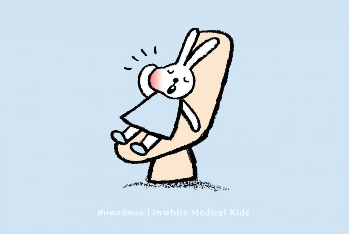 Распухла губа и щека после лечения зуба. Как можно помочь ребёнку?